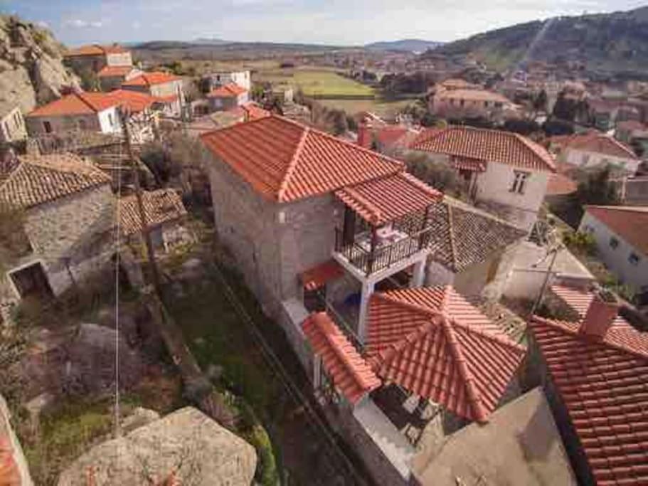 Villa Traditional Stone-Built House With Great View Kontias Exterior foto